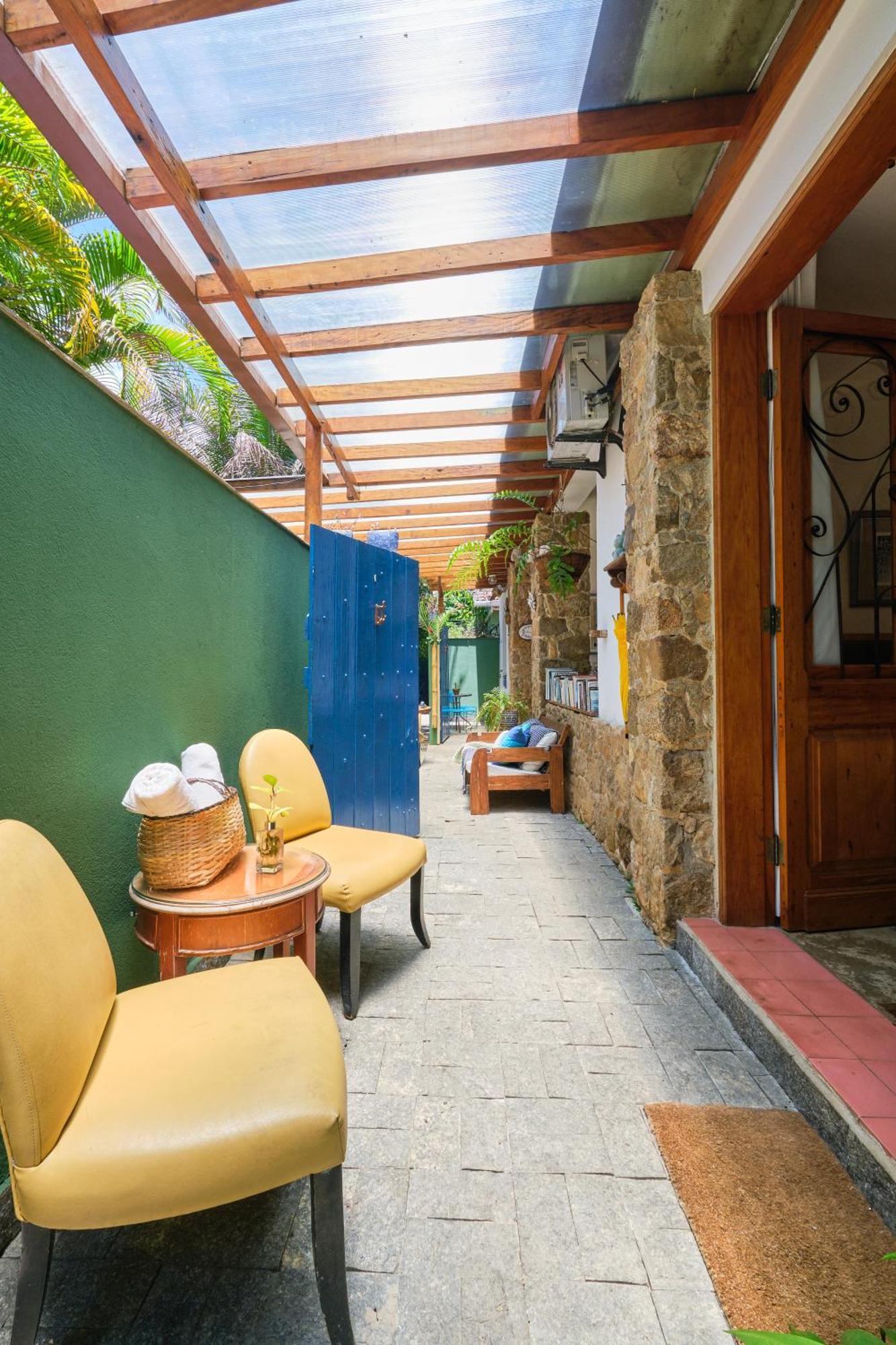 Inn Pontal Gardens Parati